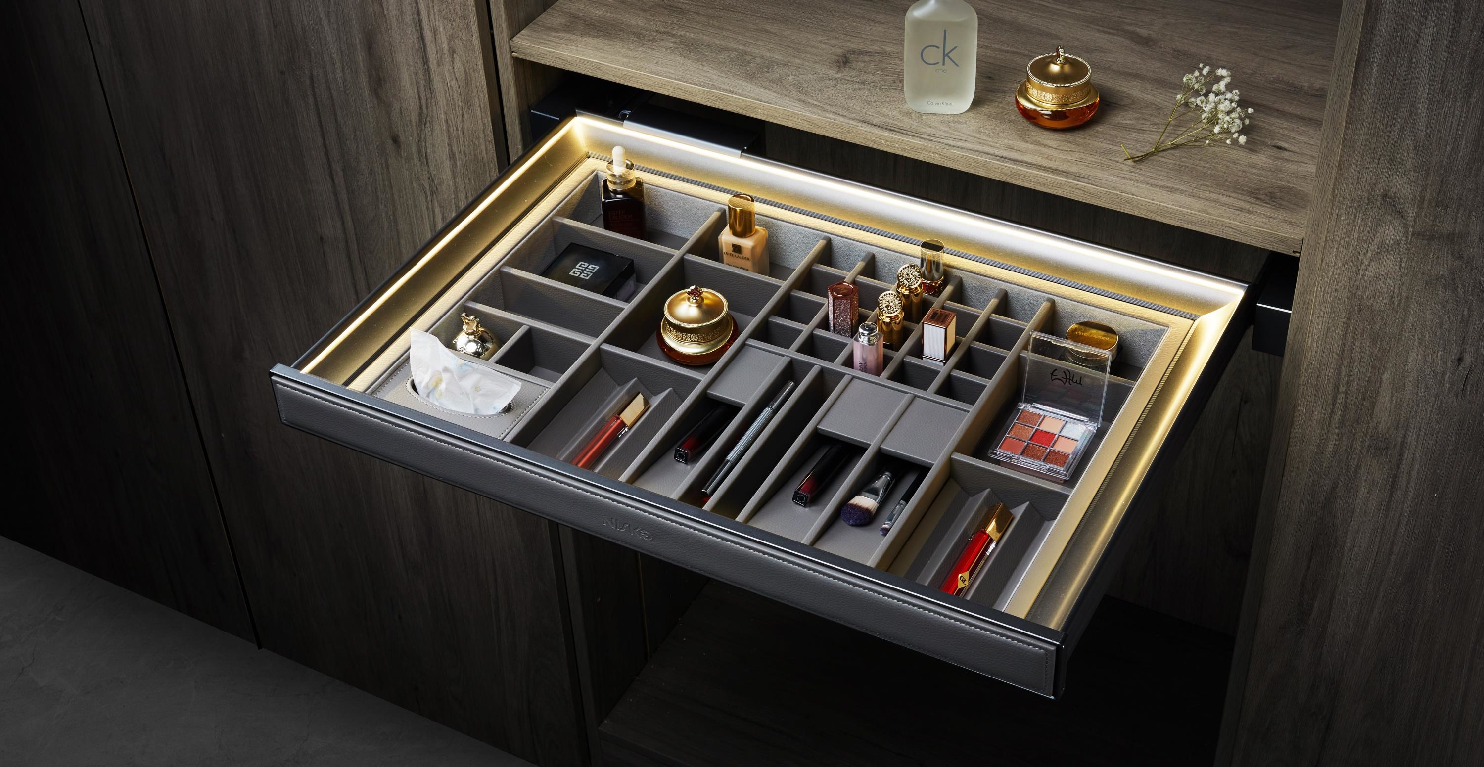 aa90440f7d445e593353920280d692d8 aa90440f7d445e593353920280d692d8